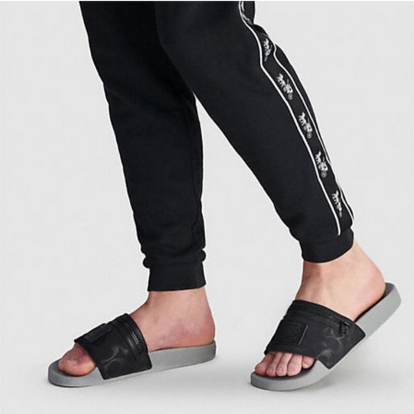 COACH black Slide With Pocket, 8D - Picture 2 of 5